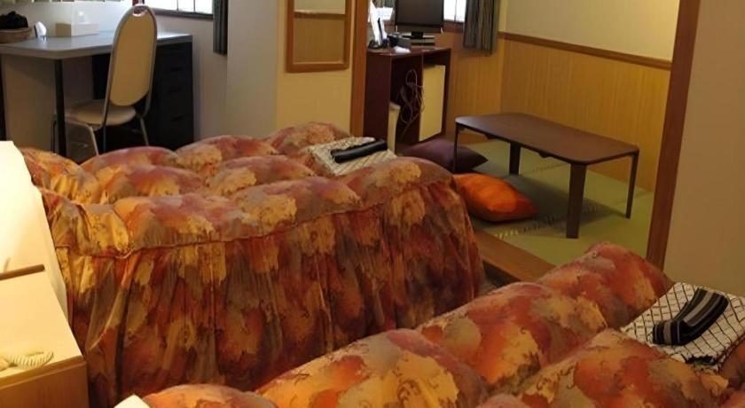 Mimatsu Hotel Мито Экстерьер фото
